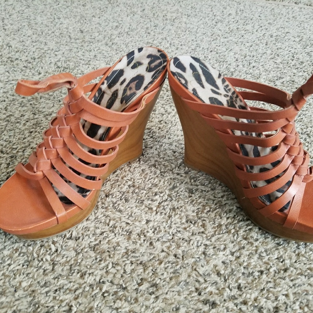 NWOT Jessica Simpson Wedge Sandals